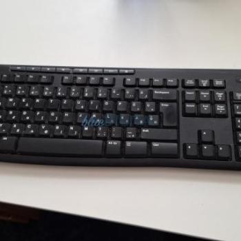 Logitech vezeték nélküli billenytűzet + egér használt kép