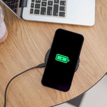 SILICONE MAG COVER MagSafe-kompatibilis tok iPhone 16e - fekete kép