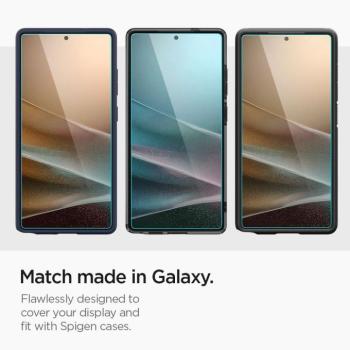 Spigen GLAS.TR&quot;EZ FIT&quot; HD edzett üveg kijelzővédő felhelyezést segítő kerettel Samsung Galaxy S25 Ultra - 2db kép